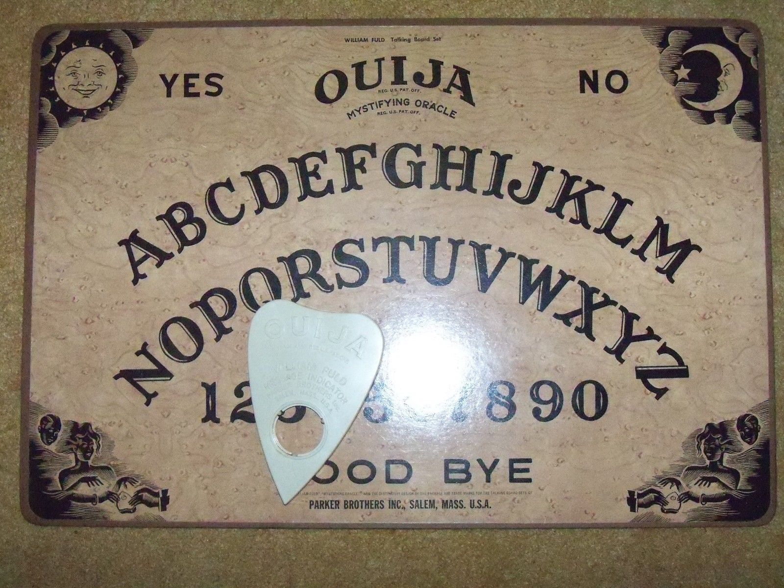 Fuld Parker Ouija Board Set 1144